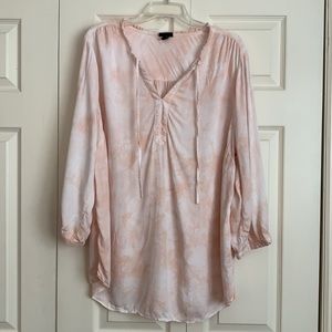 NWOT Torrid 3/4 Sleeve Top